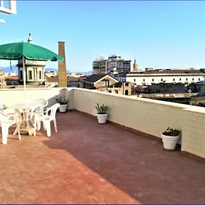 https://la-dimora-delle-divinit.hotels-amalfi.com